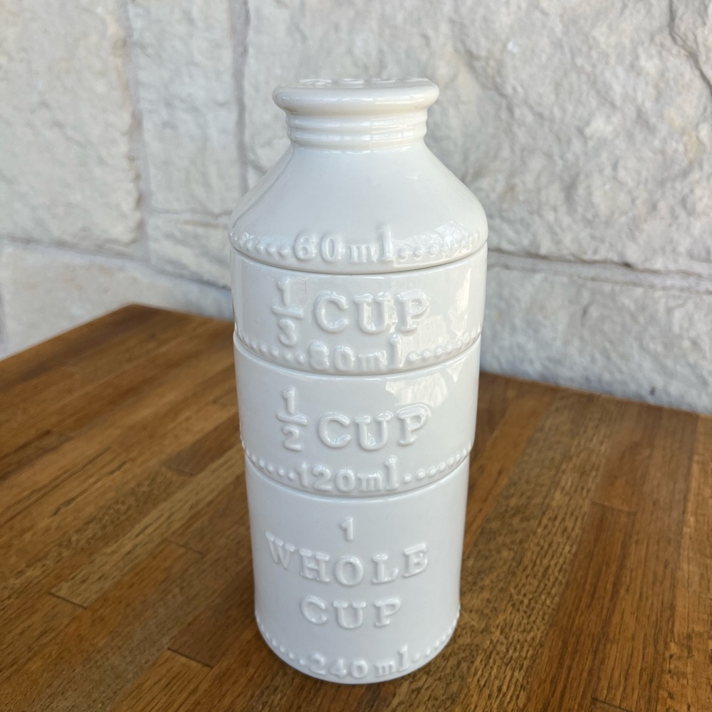 Milk jug  Ceramic Measuring Cups